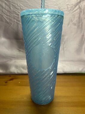 Starbucks Light Blue 24oz Twisted Reusable Tumbler with Straw